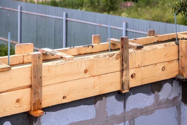 Poured Wall Construction in Columbia