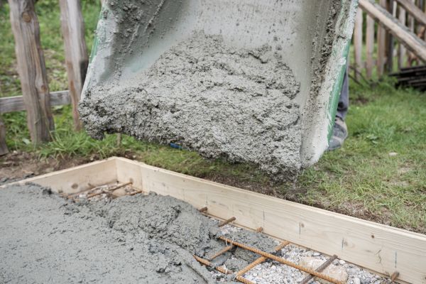 Yard Concrete Pouring in Columbia