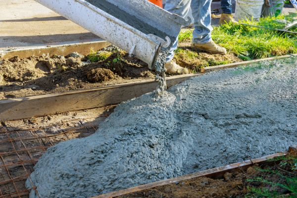 Driveway Concrete Pouring in Columbia